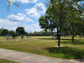 5914 Newquay Street, Houston TX 77085