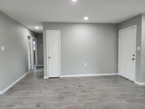 5914 Newquay Street, Houston TX 77085