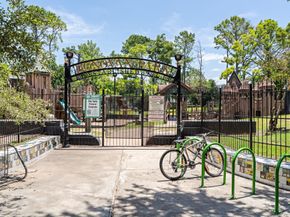 1430 Dorothy Street, Houston TX 77008