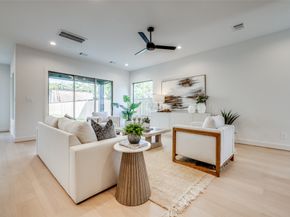 7512 SHADYVILLA Lane, Houston TX 77055