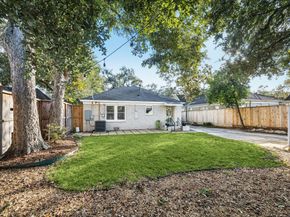 1402 Vassar Street, Houston TX 77006