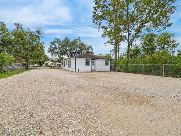 7229 Touchstone Street, Houston TX 77028