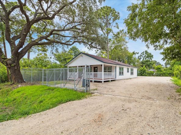 7229 Touchstone Street, Houston TX 77028