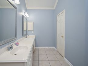 4606 Topaz Trail Drive, Sugar Land TX 77479