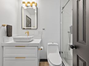 5515 Davids Bend Drive, Sugar Land TX 77479