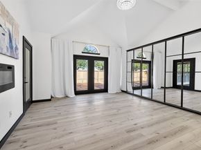 5515 Davids Bend Drive, Sugar Land TX 77479