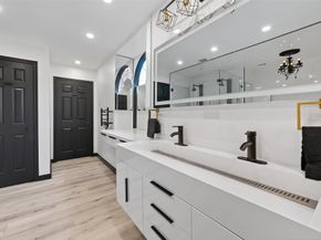 5515 Davids Bend Drive, Sugar Land TX 77479