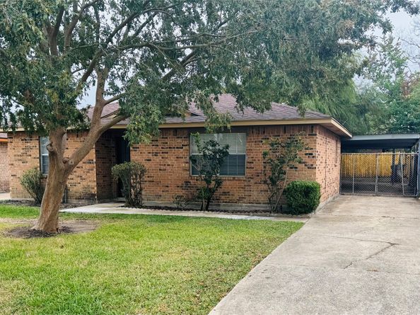 8842 Barton Street, Houston TX 77075