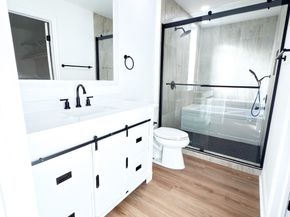 3819 Bear Creek Meadows Lane, Houston TX 77043