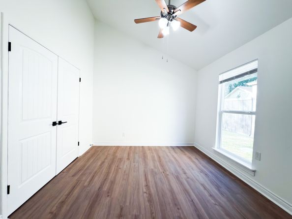 3819 Bear Creek Meadows Lane, Houston TX 77043