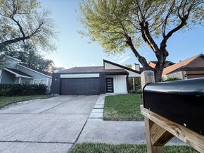 3819 Bear Creek Meadows Lane, Houston TX 77043