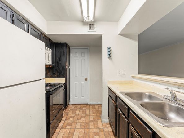 14600 Fonmeadow Drive 702, Houston TX 77035