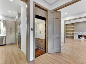 74 Briar Hollow Lane, Houston TX 77027