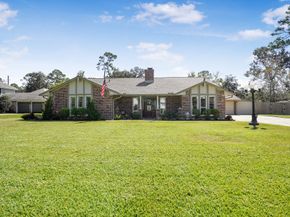 1006 Castle Hill Trail, Houston TX 77339