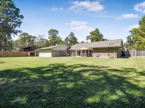 1006 Castle Hill Trail, Houston TX 77339