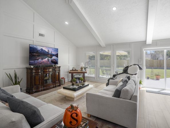 1006 Castle Hill Trail, Houston TX 77339