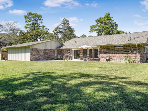 1006 Castle Hill Trail, Houston TX 77339