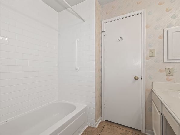 8914 Mattison Drive, Houston TX 77088