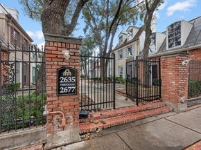 2647 Marilee Ln, Houston TX 77057