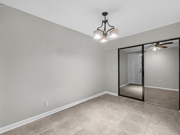 2647 Marilee Ln, Houston TX 77057