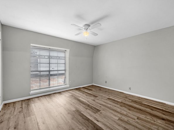 2647 Marilee Ln, Houston TX 77057