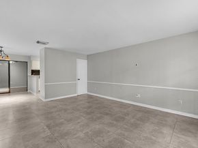 2647 Marilee Ln, Houston TX 77057