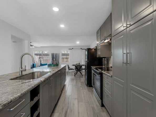 11002 Hammerly Boulevard 104, Houston TX 77043