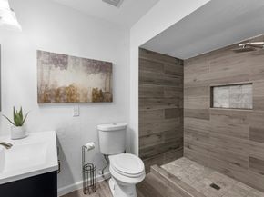 11002 Hammerly Boulevard 104, Houston TX 77043