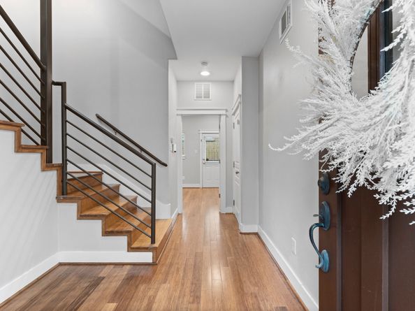 5739 Petty Street, Houston TX 77007