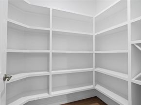 6804 Westview Drive 3205, Houston TX 77055