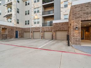 6804 Westview Drive 3205, Houston TX 77055