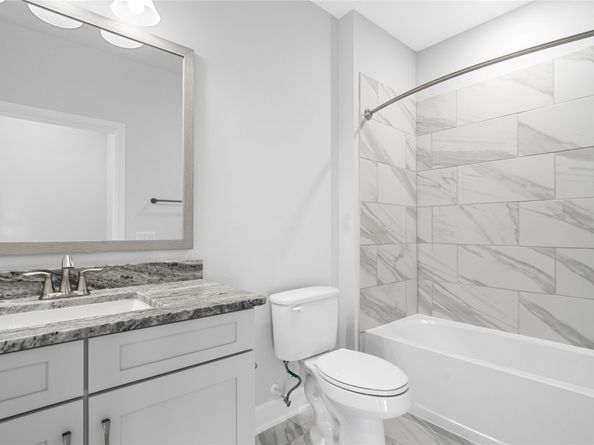 6804 Westview Drive 3205, Houston TX 77055