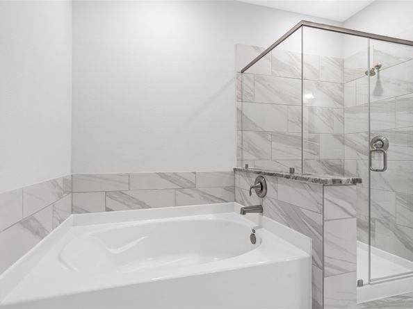 6804 Westview Drive 3205, Houston TX 77055