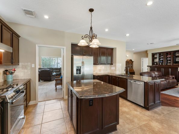 173 Purple Slate Place, The Woodlands TX 77381