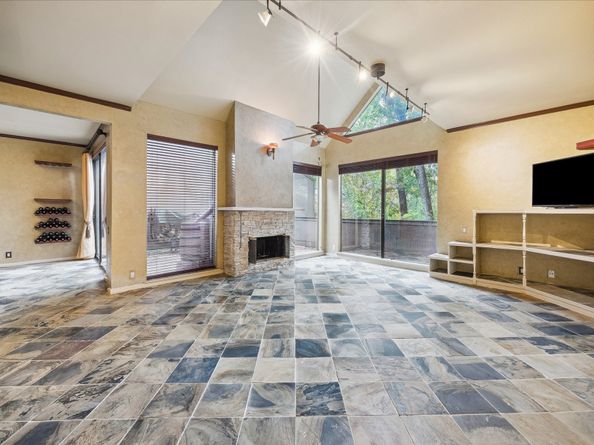 222 Litchfield Lane, Houston TX 77024