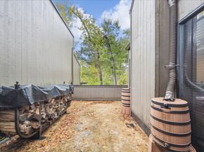 222 Litchfield Lane, Houston TX 77024