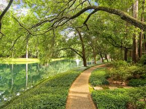 222 Litchfield Lane, Houston TX 77024