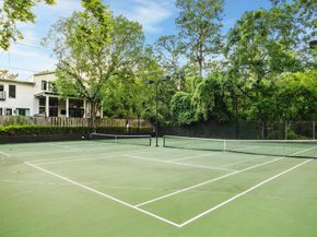 222 Litchfield Lane, Houston TX 77024