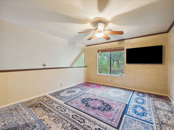 222 Litchfield Lane, Houston TX 77024