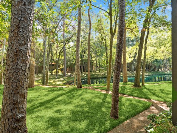 222 Litchfield Lane, Houston TX 77024