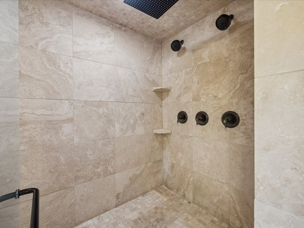 222 Litchfield Lane, Houston TX 77024