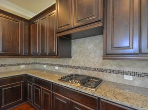 1110 Oakwood Pass, Houston TX 77043