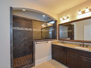 1110 Oakwood Pass, Houston TX 77043