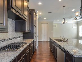 1110 Oakwood Pass, Houston TX 77043