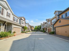 1110 Oakwood Pass, Houston TX 77043