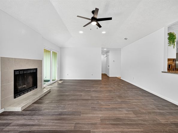 2403 Barrington Place Drive, Sugar Land TX 77478