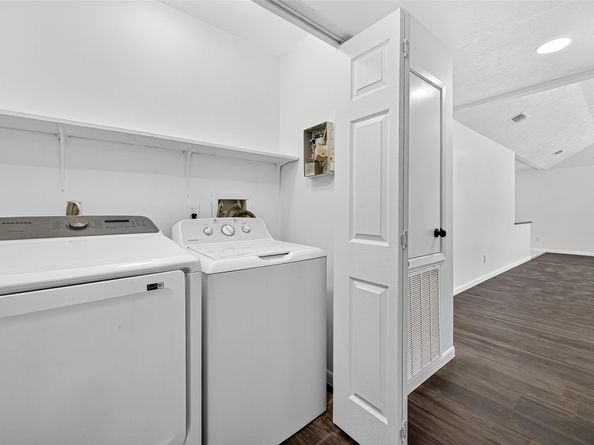 2403 Barrington Place Drive, Sugar Land TX 77478