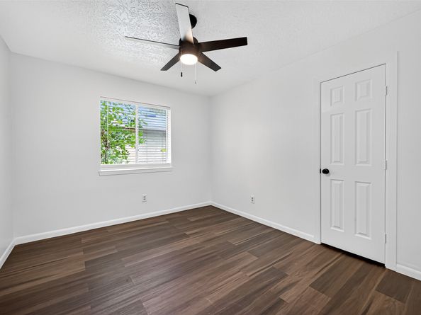 2403 Barrington Place Drive, Sugar Land TX 77478