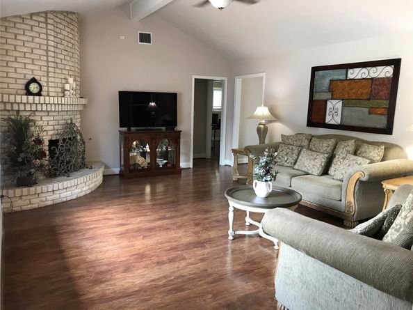 127 Parliament Drive, Houston TX 77034