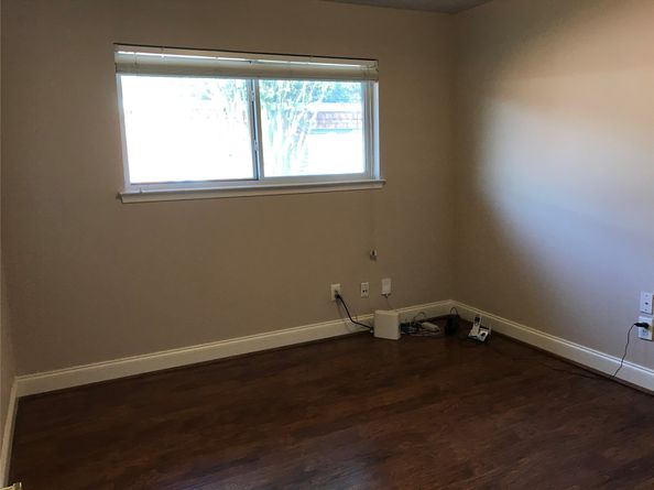 127 Parliament Drive, Houston TX 77034